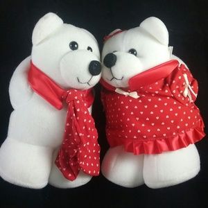 Two Love Bears Plush 7 Inches Holding Red Hearts B